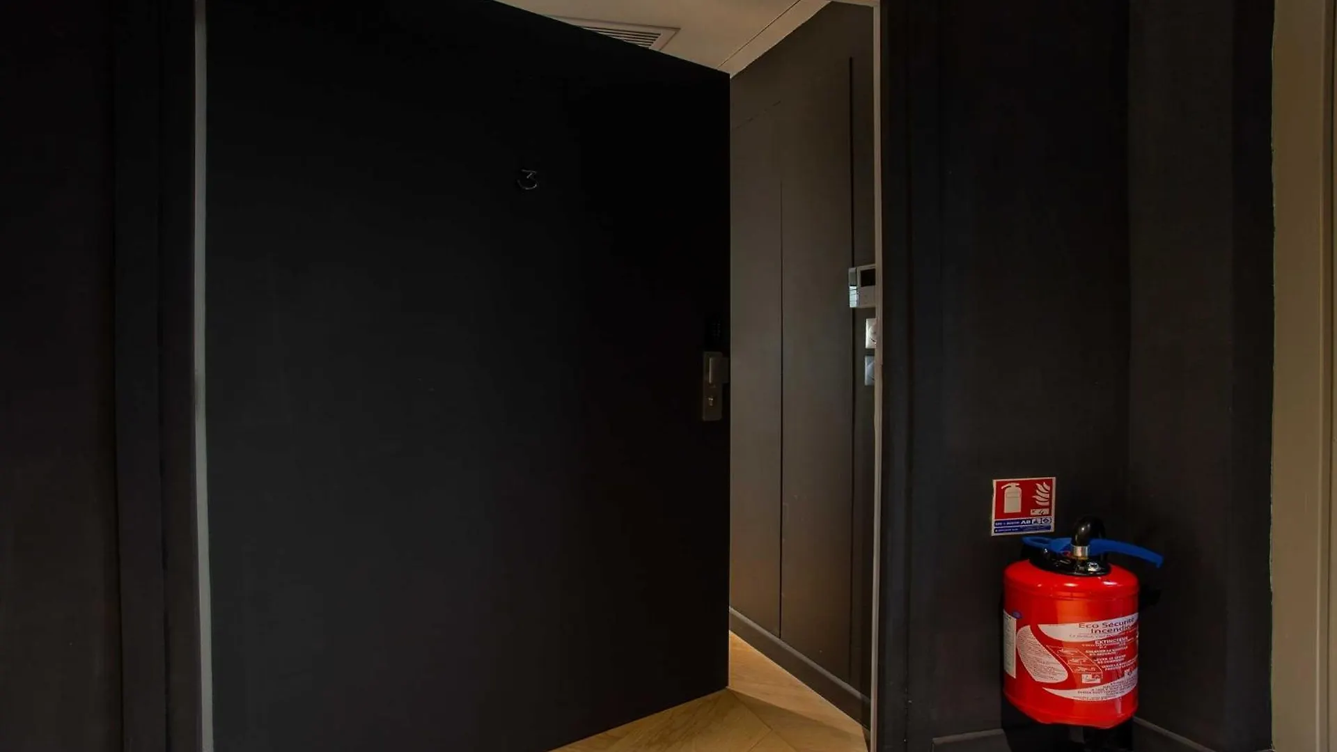 Magnificent 1Br 4P Apartment - Montorgueil 3 Paris France